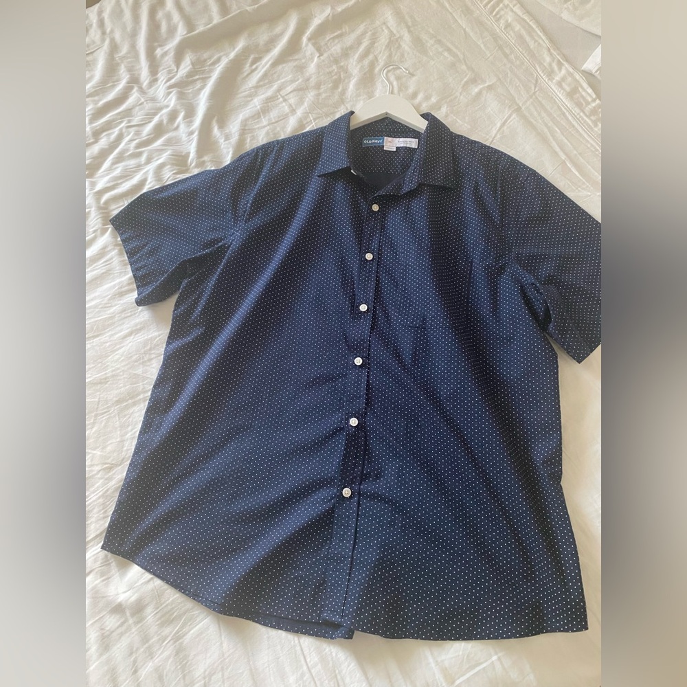 Old Navy Men's Navy Blue Polka Dot Shirt